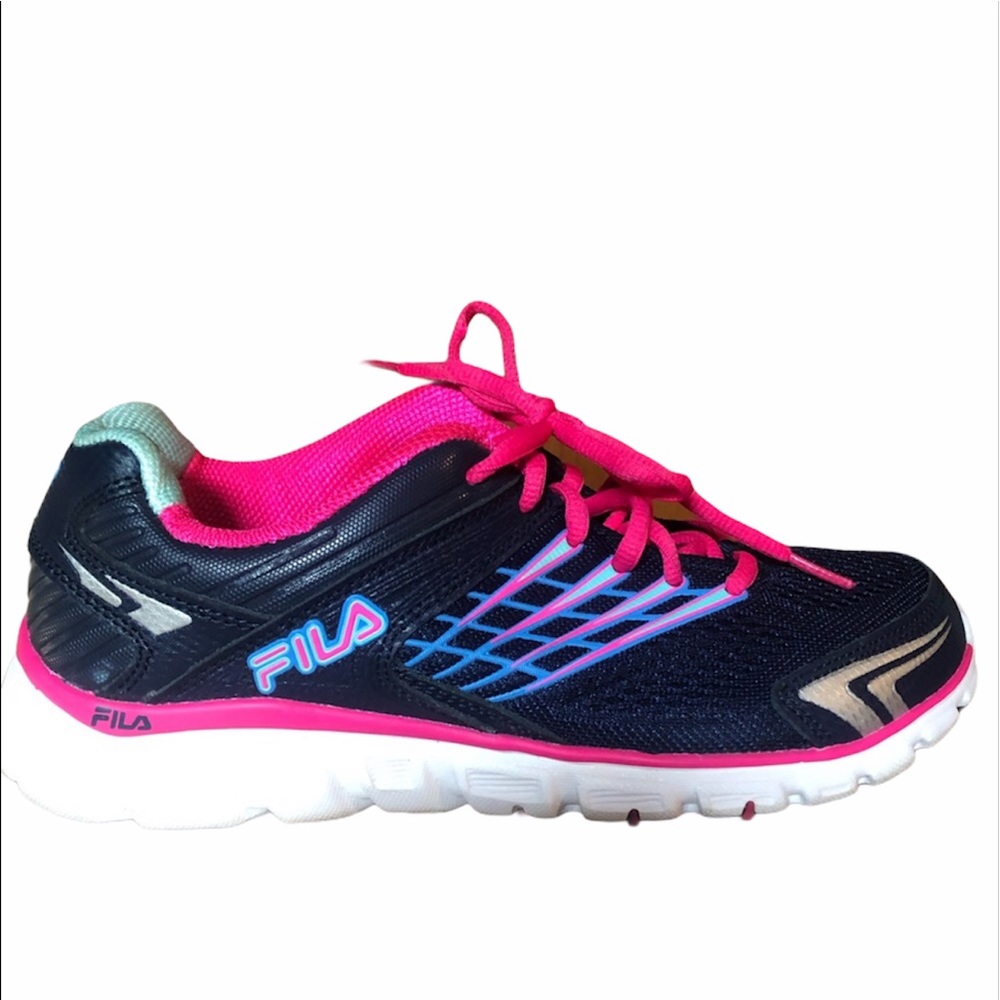 FILA Women's Athletic Shoes Size 7.5